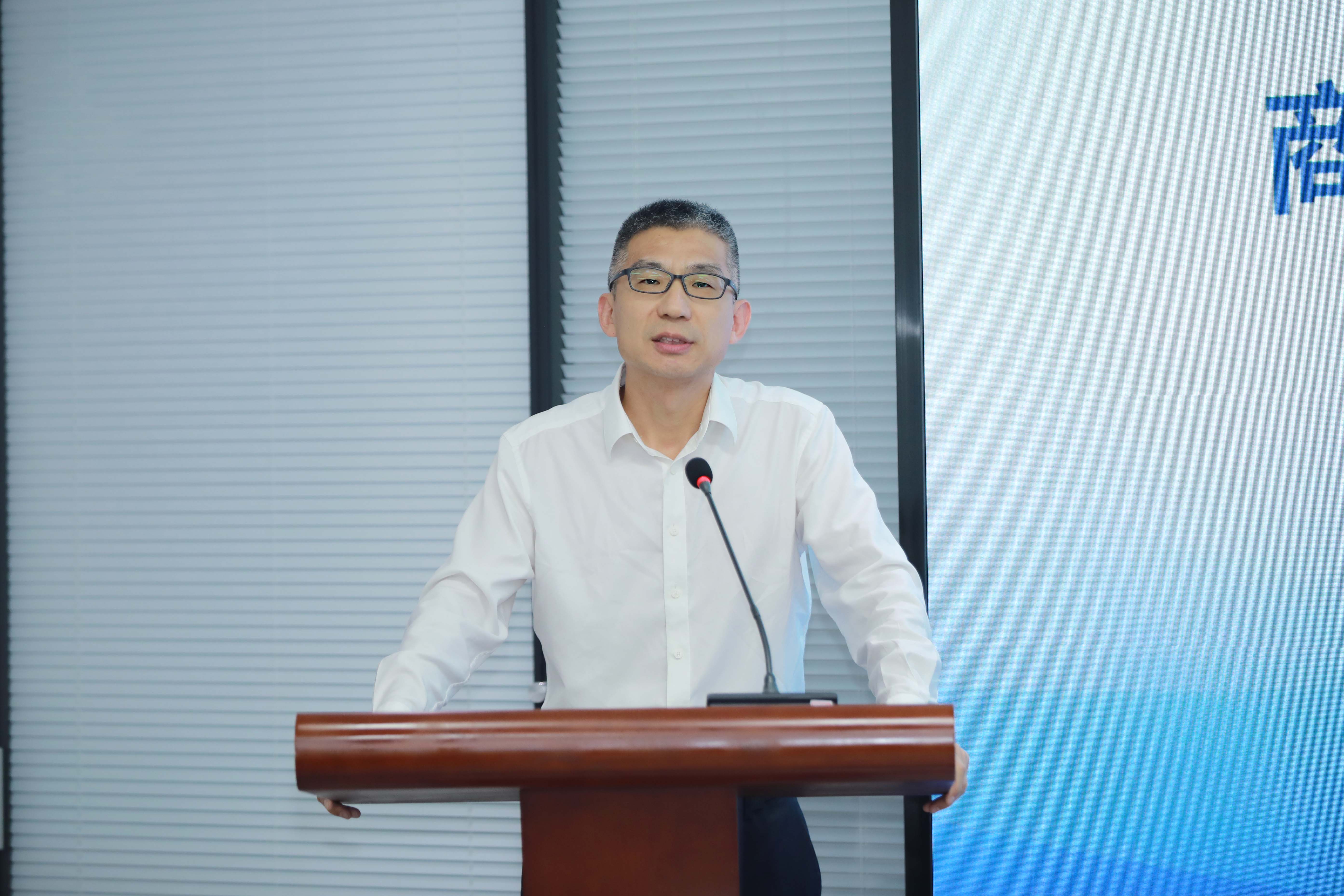 11陳華君.jpg