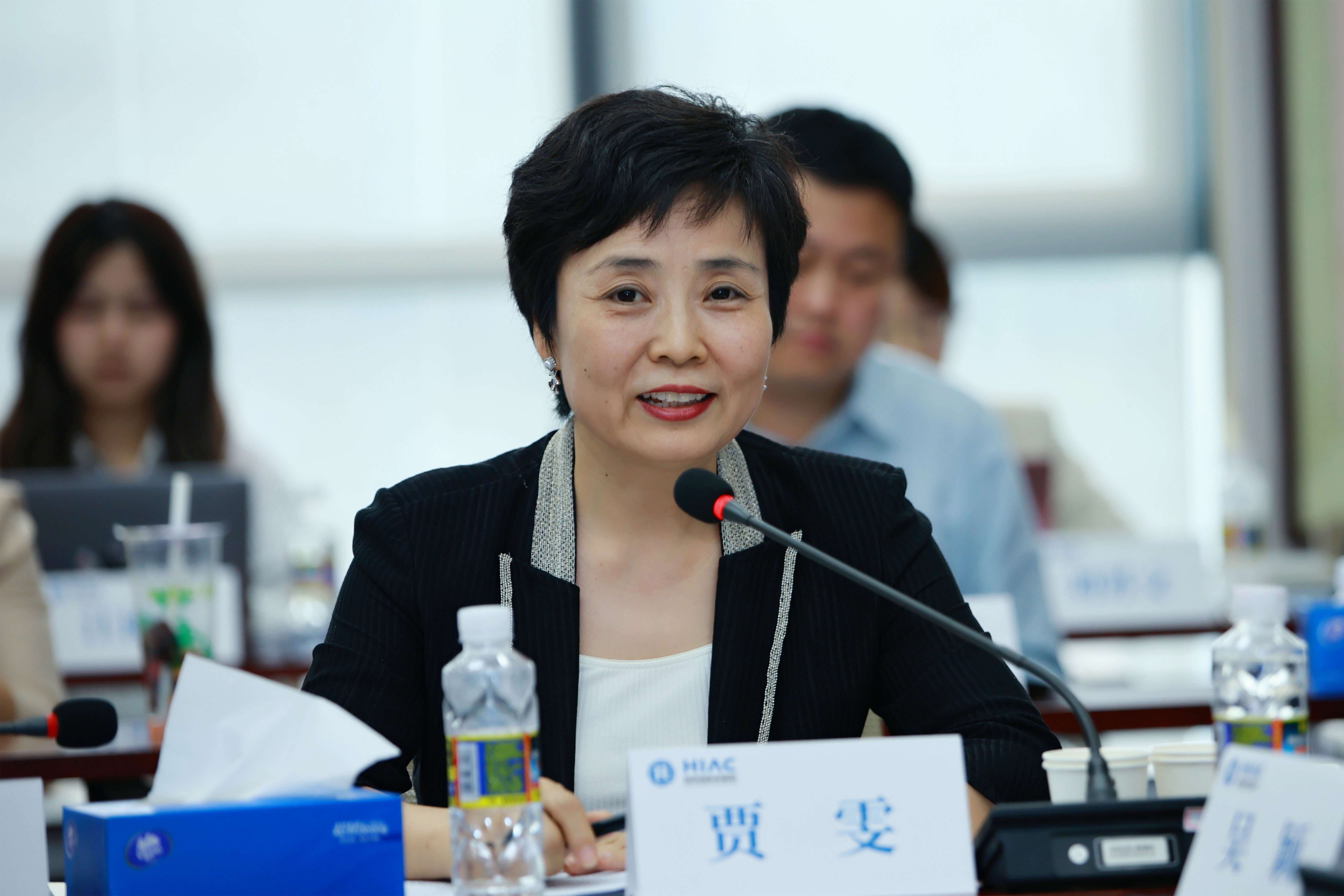 04-2賈雯.jpg